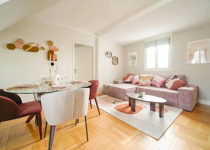 Haussmannien 16eme Apartmán *
