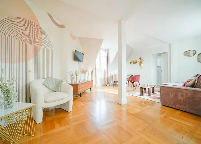 Haussmannien 16eme Apartmán